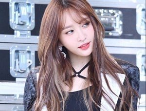 Hani EXID chạm mốc ngóng đời trong phim cấp ba