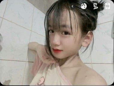 Mai Nhi tuổi teen thích quan hệ tình dục